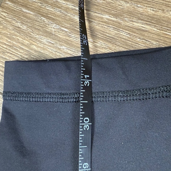 Lululemon All The Right Places Cropped Leggings Navy Blue, High-Rise 23" Sz 6 - Picture 7 of 10